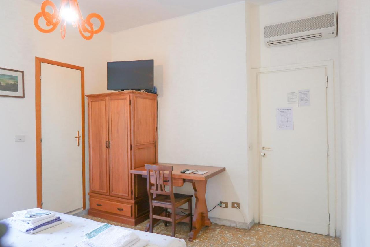 The Condottieri Rooms Rome Bagian luar foto