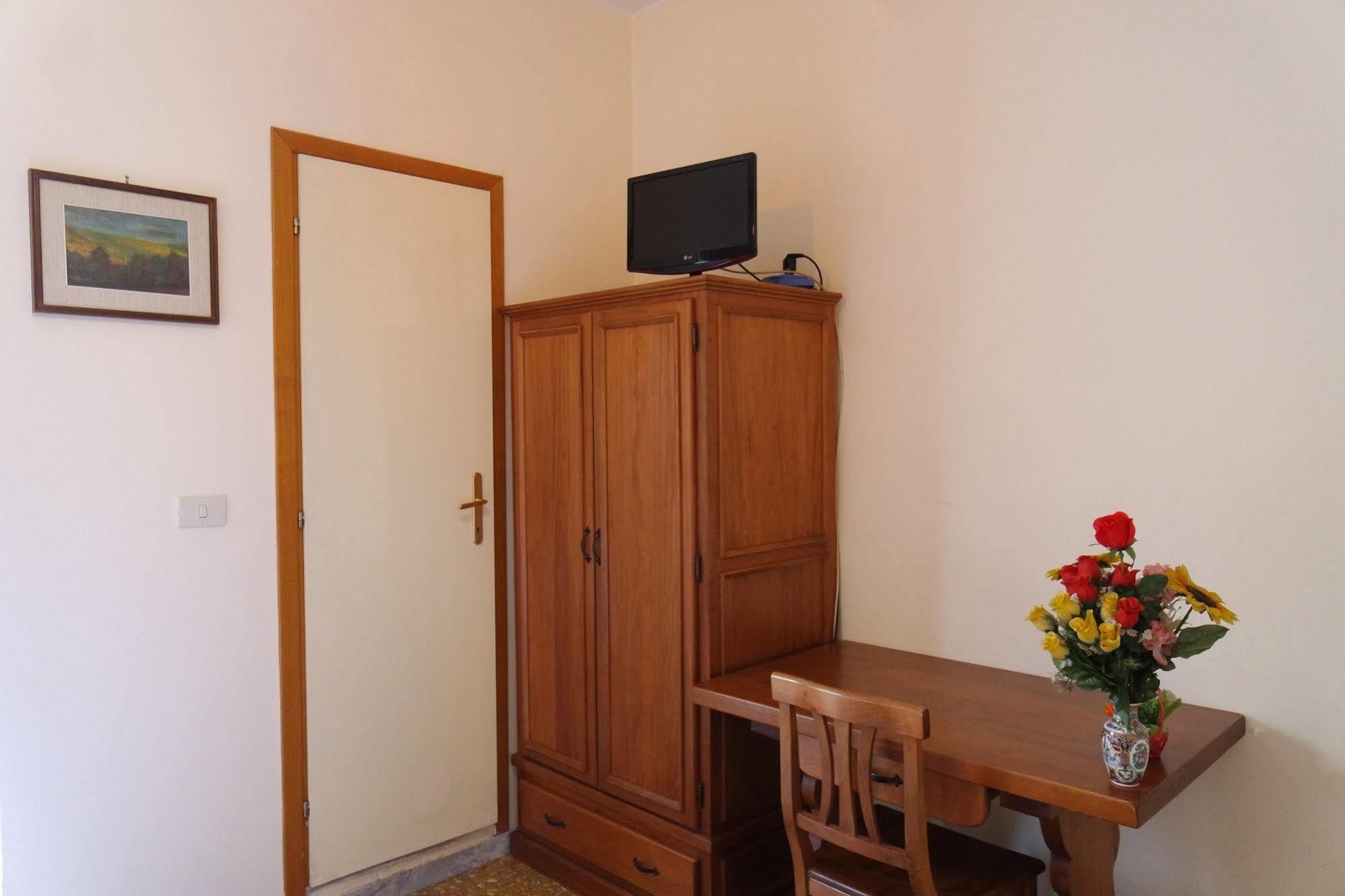 The Condottieri Rooms Rome Bagian luar foto