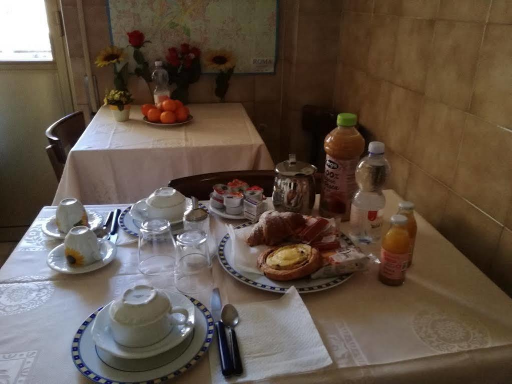 The Condottieri Rooms Rome Bagian luar foto