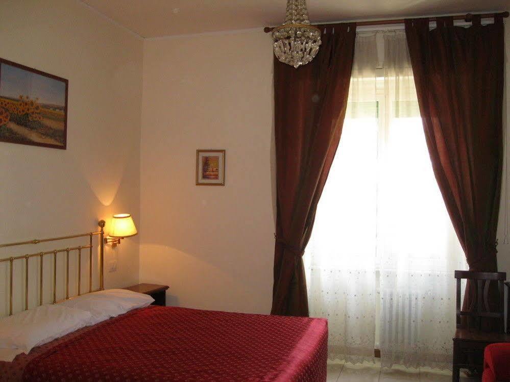 The Condottieri Rooms Rome Bagian luar foto